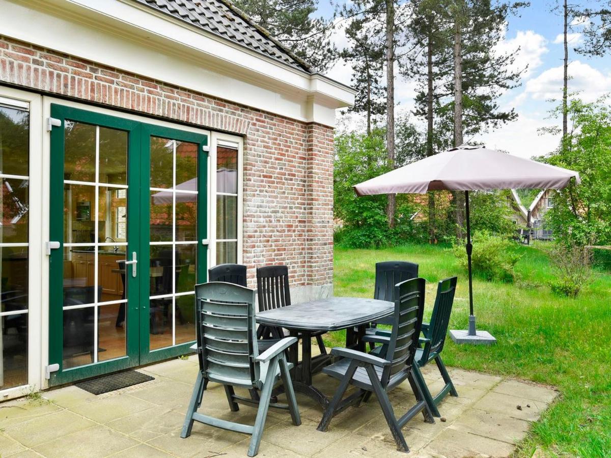 Hôtel Landal Landgoed De Hellendoornse Berg à Haarle Extérieur photo
