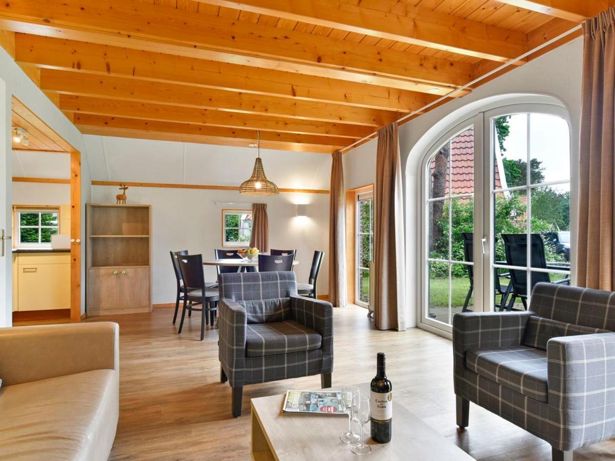 Hôtel Landal Landgoed De Hellendoornse Berg à Haarle Extérieur photo