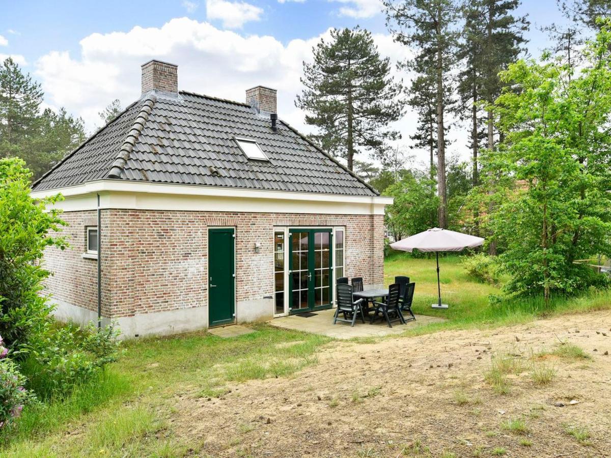Hôtel Landal Landgoed De Hellendoornse Berg à Haarle Extérieur photo