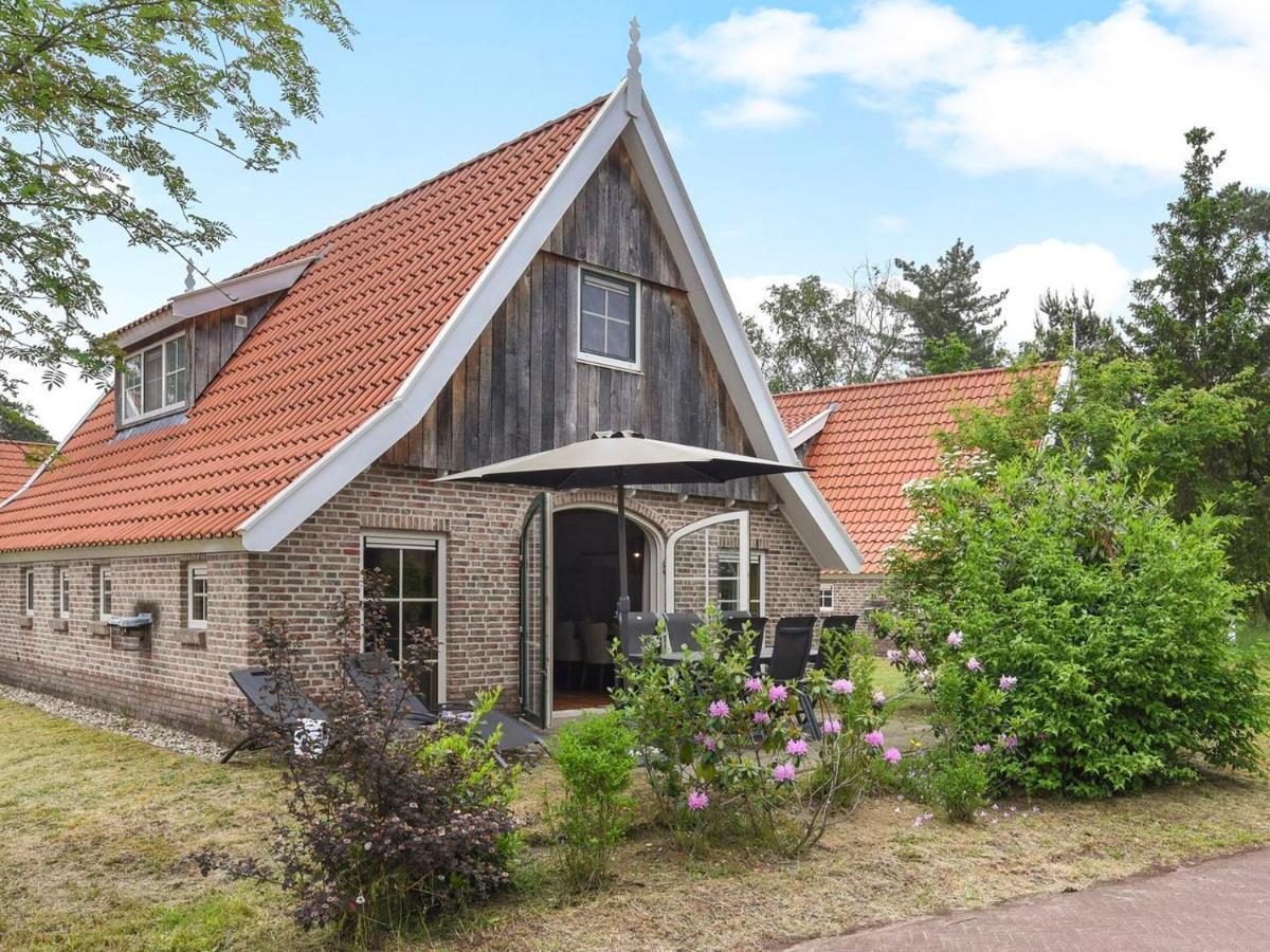 Hôtel Landal Landgoed De Hellendoornse Berg à Haarle Extérieur photo