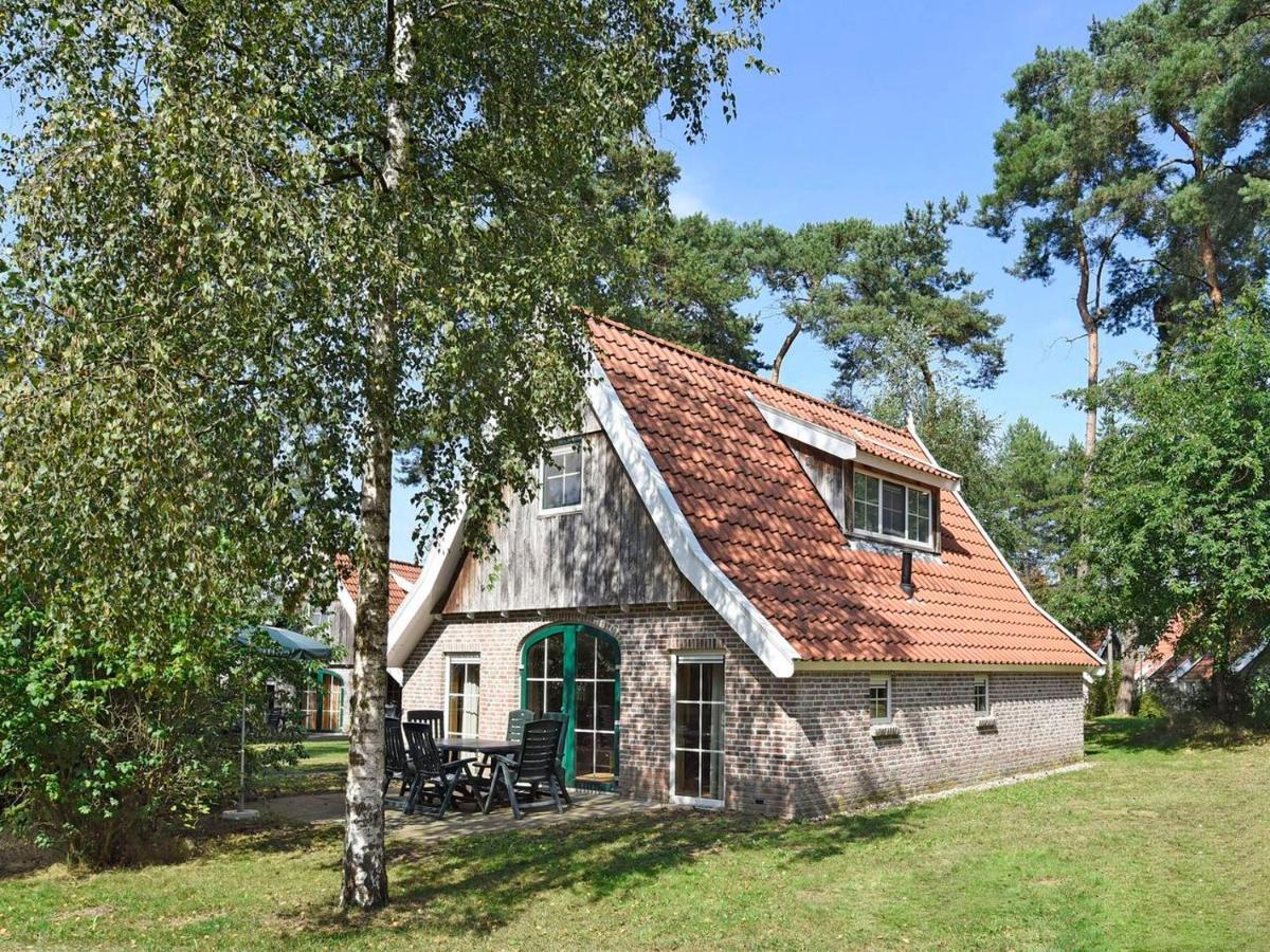 Hôtel Landal Landgoed De Hellendoornse Berg à Haarle Extérieur photo